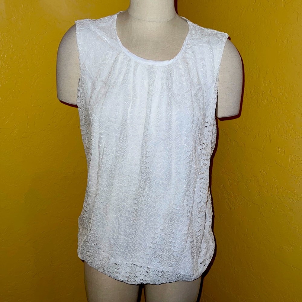 3/$15 Liz Claiborne lace top, size L